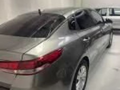 Used 2016 Kia Optima LX FWD image 3