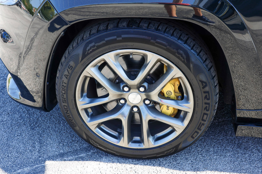 Used 2020 Jeep Grand Cherokee Trackhawk AWD/4WD image 7