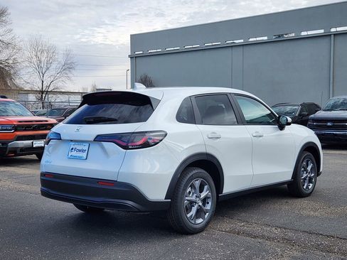 New 2026 Honda HR-V LX image 4