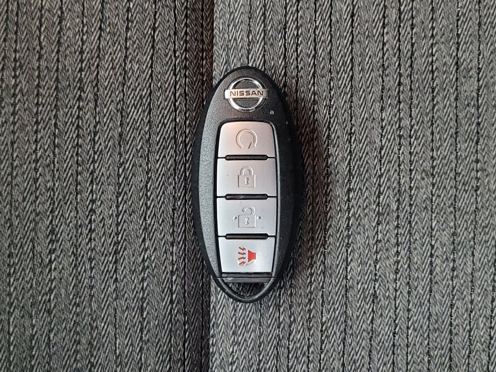 Used 2021 Nissan Rogue SV AWD/4WD image 32