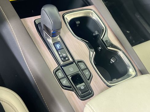 Used 2024 Lexus RX 350 Premium w/ Accessory Package (Z1) AWD/4WD image 16