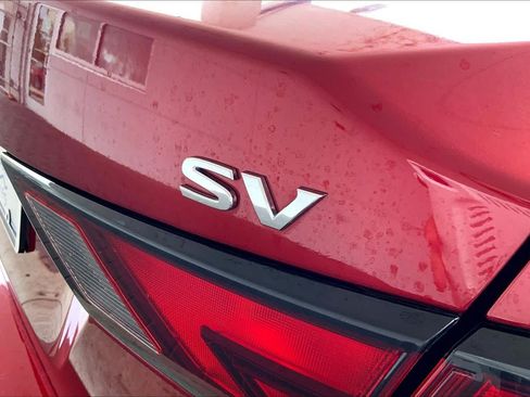 Used 2024 Nissan Sentra SV FWD image 10