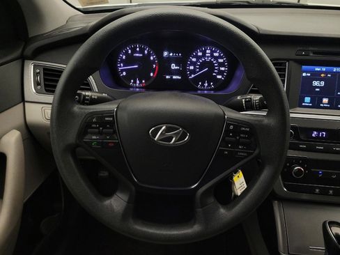 Used 2017 Hyundai Sonata SE image 22