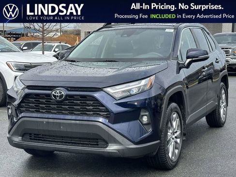 Used 2023 Toyota RAV4 XLE Premium FWD image 4