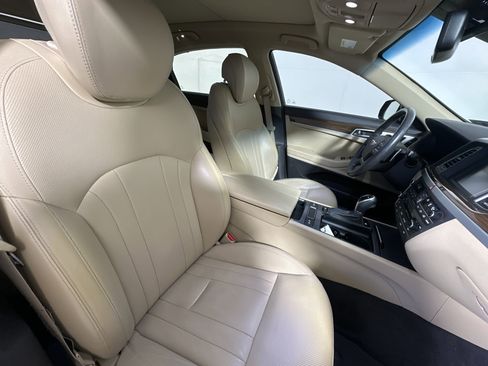 Used 2015 Hyundai Genesis 3.8 w/ Option Group 02 image 23