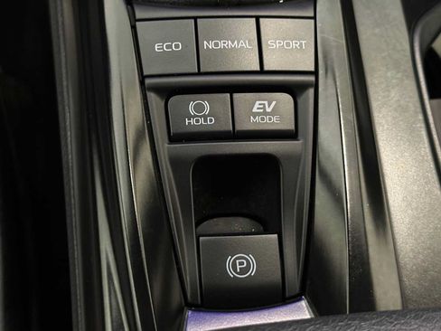 Certified 2025 Toyota Camry SE w/ Multimedia Upgrade Package AWD/4WD image 18