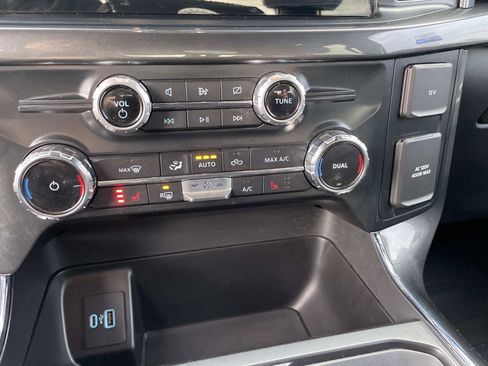 Used 2022 Ford F150 XLT w/ Equipment Group 302A High image 23