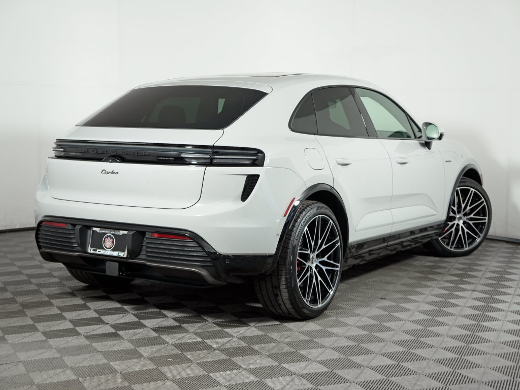Used 2026 Porsche Macan Turbo Electric AWD/4WD image 7