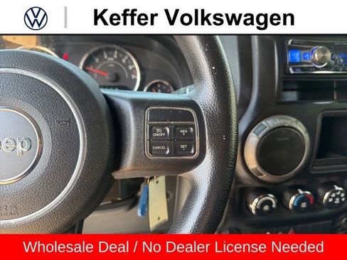Used 2016 Jeep Wrangler Unlimited Sport AWD/4WD image 18