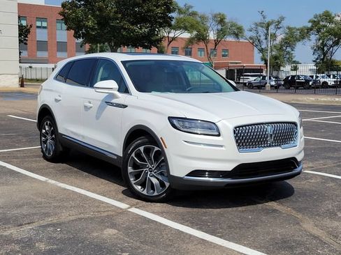 Used 2023 Lincoln Nautilus Reserve AWD/4WD image 1