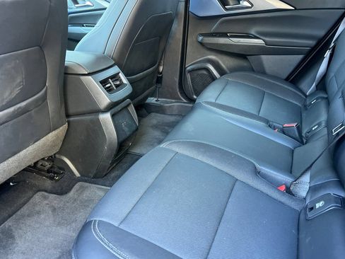 Used 2024 Chevrolet Equinox EV LT FWD image 15