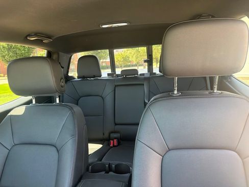 Used 2023 GMC Canyon Elevation w/ Elevation Premium Package AWD/4WD image 33