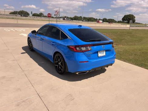 Certified 2024 Honda Civic Sport Touring image 5