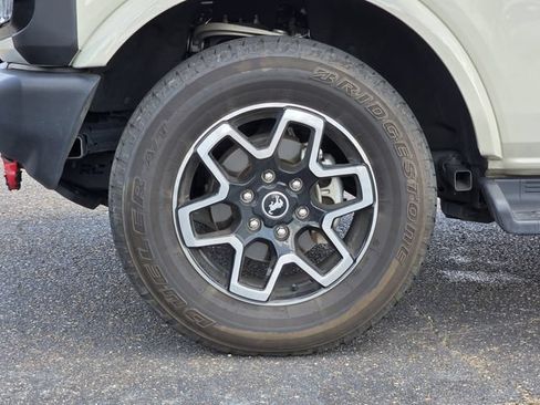 Used 2025 Ford Bronco Outer Banks AWD/4WD image 29