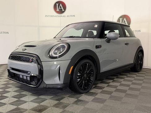 Certified 2023 MINI Cooper S image 3