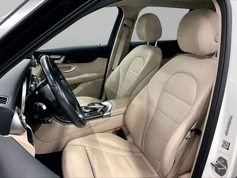 Used 2016 Mercedes-Benz GLC 300 image 7