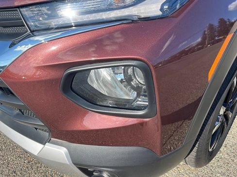 Used 2023 Chevrolet TrailBlazer LT w/ Convenience Package AWD/4WD image 14
