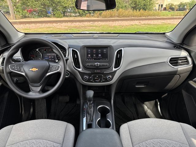 Used 2024 Chevrolet Equinox LS w/ LS Convenience Package AWD/4WD image 12