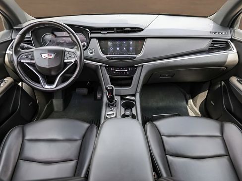 Used 2022 Cadillac XT6 Luxury FWD image 30