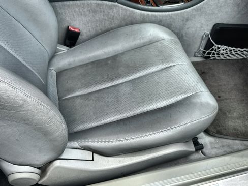 Used 1999 Mercedes-Benz CLK 320 Coupe image 26