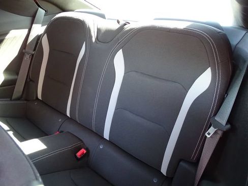 Used 2021 Chevrolet Camaro LT RWD image 9