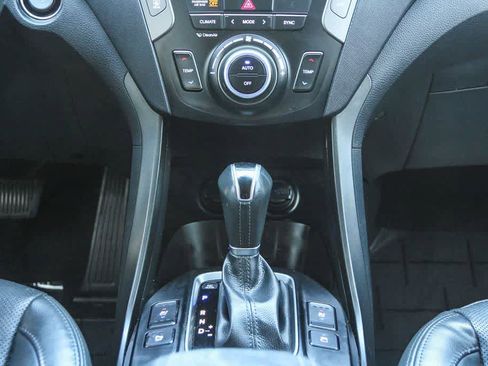 Used 2018 Hyundai Santa Fe Sport image 14