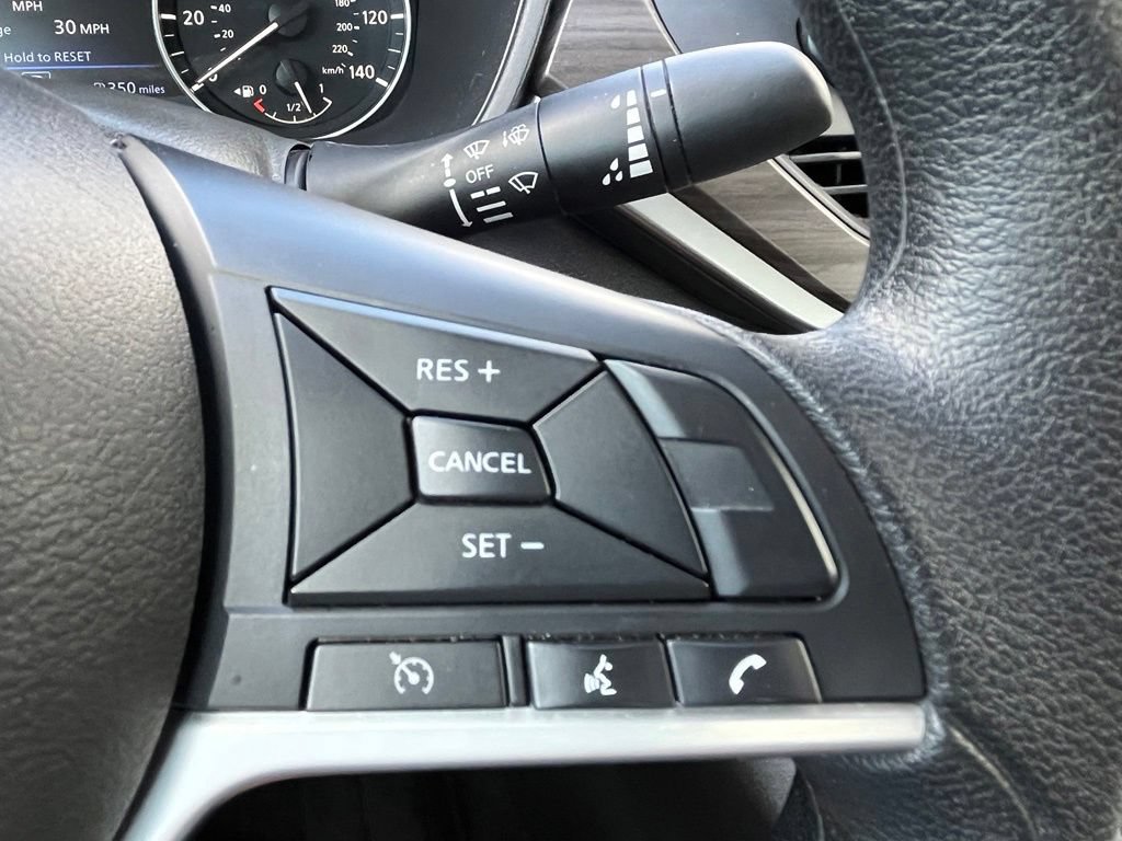 Used 2025 Nissan Altima 2.5 SV AWD/4WD image 14