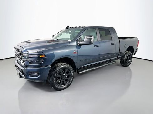 New 2026 RAM 2500 Laramie AWD/4WD image 3
