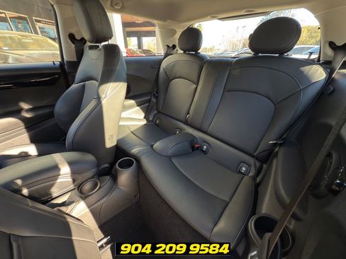 Used 2019 MINI Cooper S w/ Premium Package FWD image 32