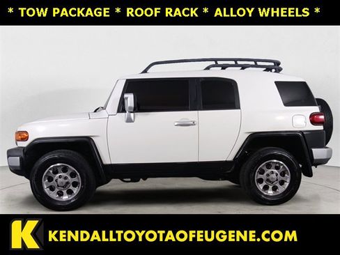 Used 2013 Toyota FJ Cruiser 4WD image 2