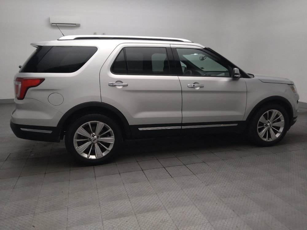 Used 2019 Ford Explorer Limited w/ Class III Trailer Tow Package FWD image 10