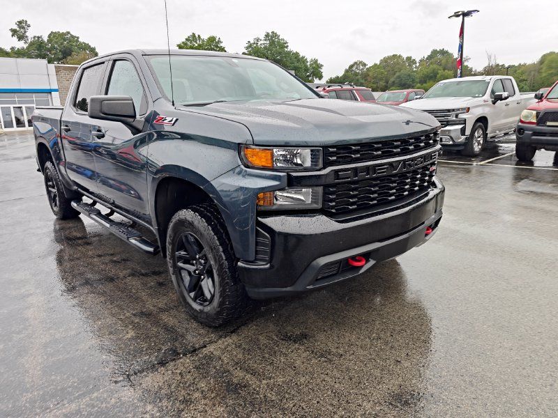 Used 2019 Chevrolet Silverado 1500 Custom Trail Boss w/ Custom Convenience Package AWD/4WD image 3
