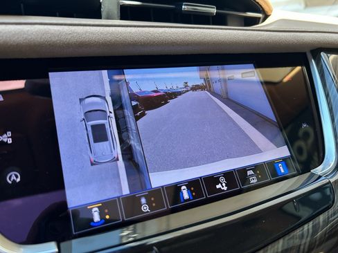 Used 2022 Cadillac XT6 Premium Luxury w/ Platinum Package AWD/4WD image 21