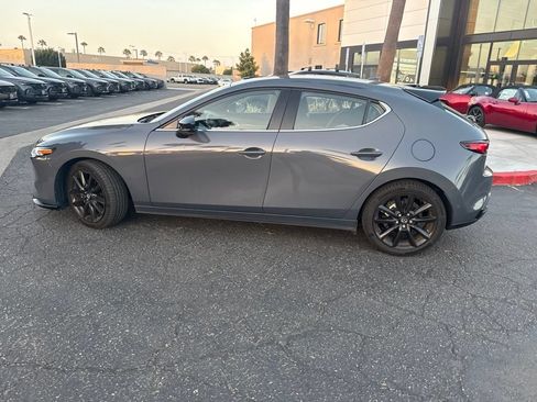 Used 2021 MAZDA MAZDA3 Hatchback w/Premium Plus Pkg AWD/4WD image 10
