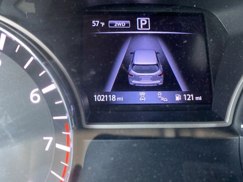 Used 2020 Nissan Pathfinder SV AWD/4WD image 10