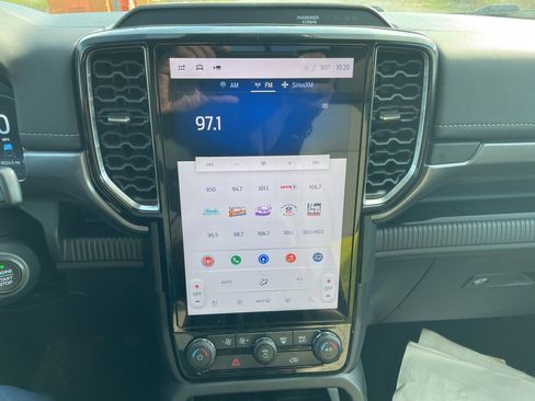 Certified 2024 Ford Ranger Lariat w/ FX4 Off-Road Package image 17