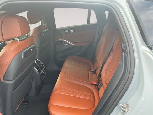 New 2026 BMW X6 xDrive40i image 13
