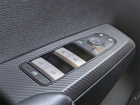 Used 2025 Mitsubishi Outlander ES image 26