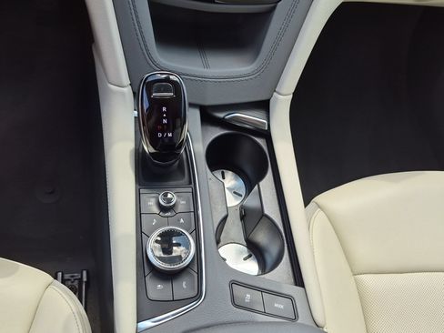 Certified 2024 Cadillac XT6 Premium Luxury AWD/4WD image 14