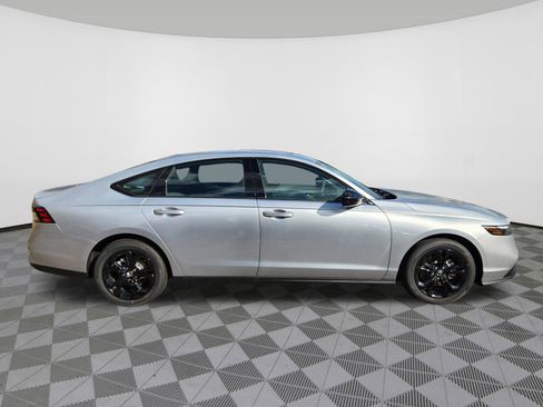 New 2025 Honda Accord SE image 4