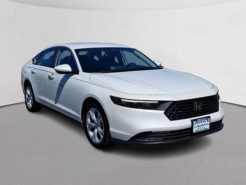 Certified 2023 Honda Accord LX image 2