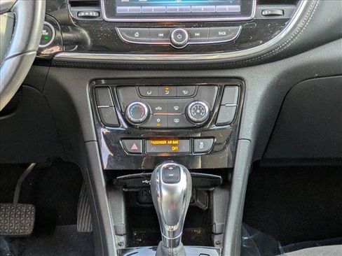 Used 2020 Buick Encore Preferred image 19