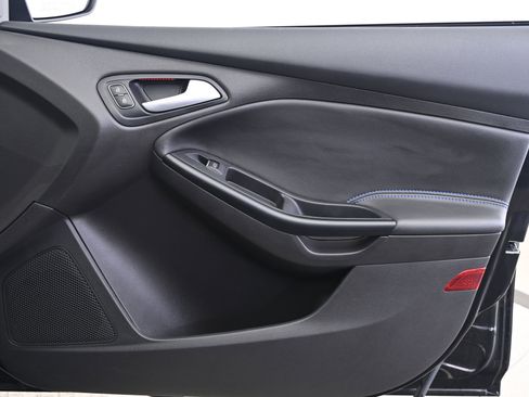 Used 2016 Ford Focus RS image 21