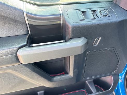 Used 2019 Ford F150 Raptor w/ Equipment Group 801A Mid image 21