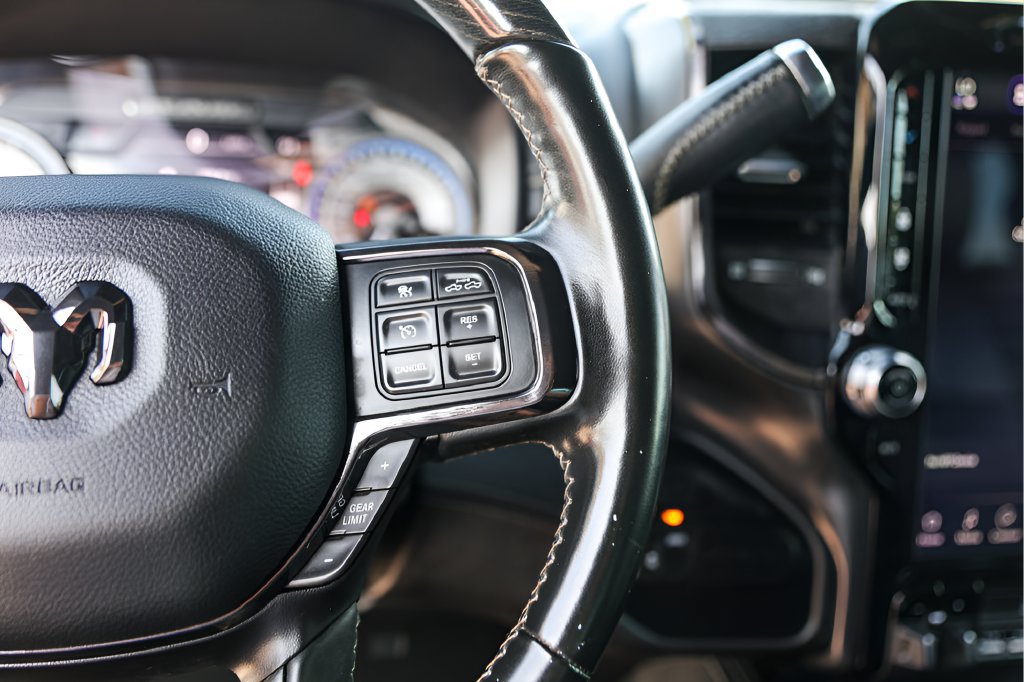 Used 2022 RAM 2500 Limited AWD/4WD image 15