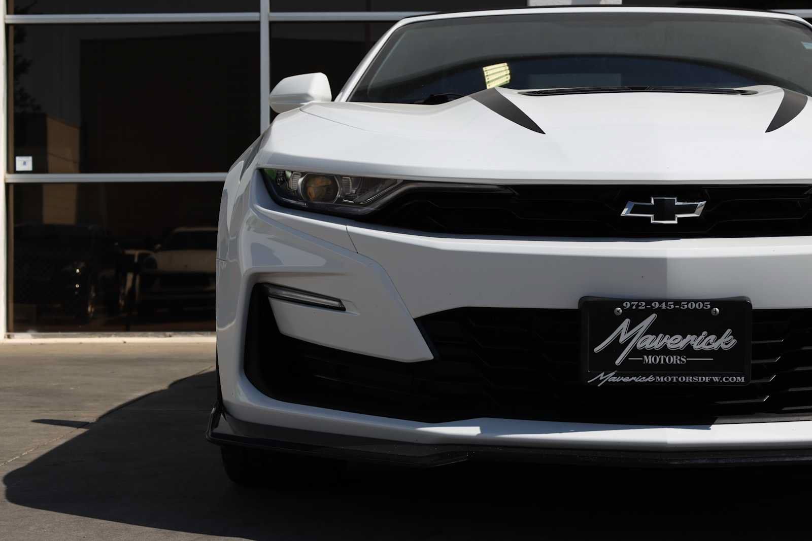 Used 2020 Chevrolet Camaro SS RWD image 45