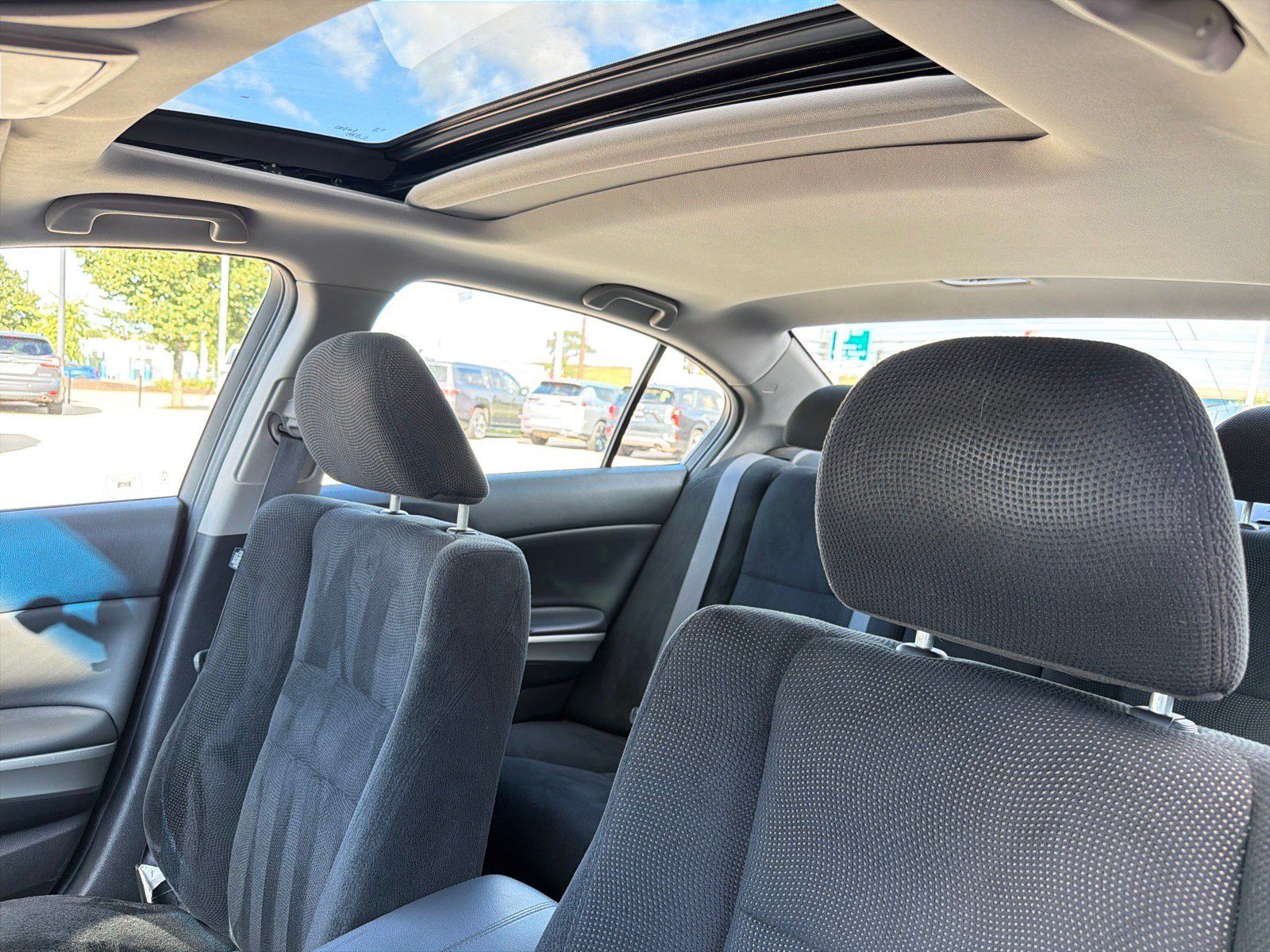 Used 2009 Honda Accord EX image 19