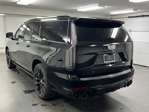 New 2026 Cadillac Escalade ESV V w/ LPO, ONYX Package AWD/4WD image 3