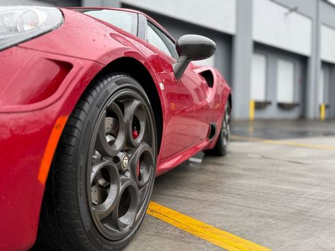 Used 2015 Alfa Romeo 4C Launch Edition w/ Convenience Group image 12