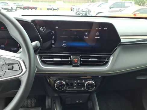 Used 2024 Chevrolet TrailBlazer ACTIV w/ Convenience Package FWD image 10